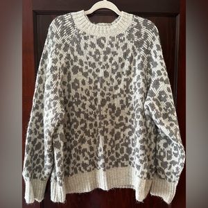 Old Navy cheetah print sweater